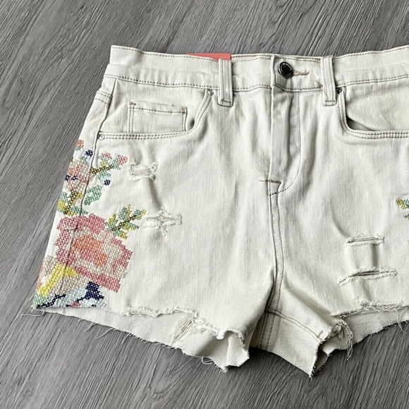 Blank NYC Big Girl's Closer Together Cross Stitch Embroidered Shorts Sizes 10/14 - Picture 6 of 16